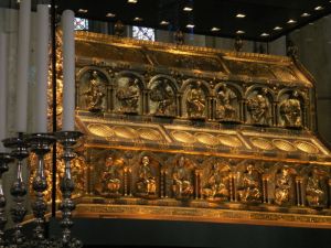 Le reliquaire dans la Cathédrale de Cologne